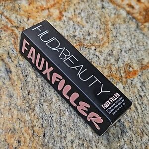 Huda beauty faux filler